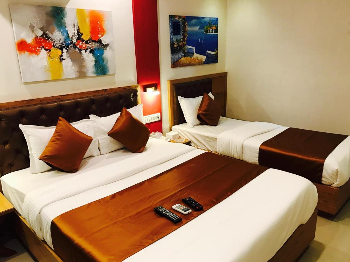 Grandeur-near International Airport Mumbai